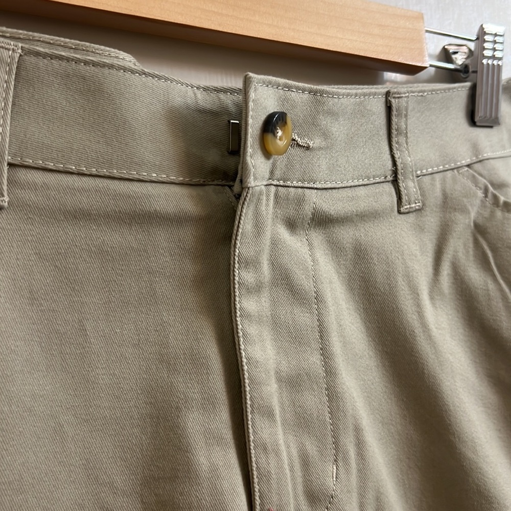 French Toast Khaki Young Womans Chino Shorts NWT - Picture 6 of 10